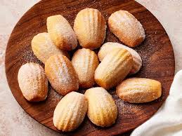 Madeleines Cake